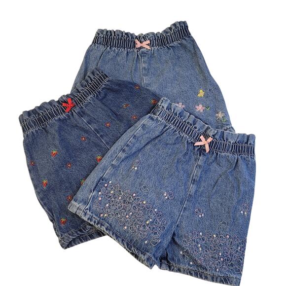 Lot of 3 Toddler Girls 4T Denim Shorts Sonoma Santa Fe Embroidered Vintage Cute! - Picture 1 of 16